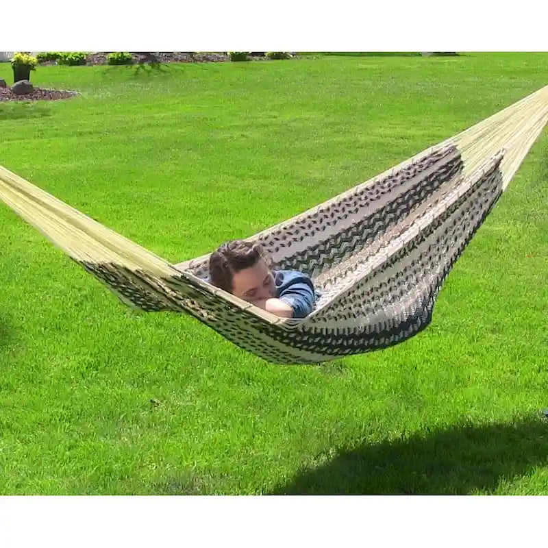 Sunnydaze XXL Thick Cord Mayan Hammock & Hammock Stand